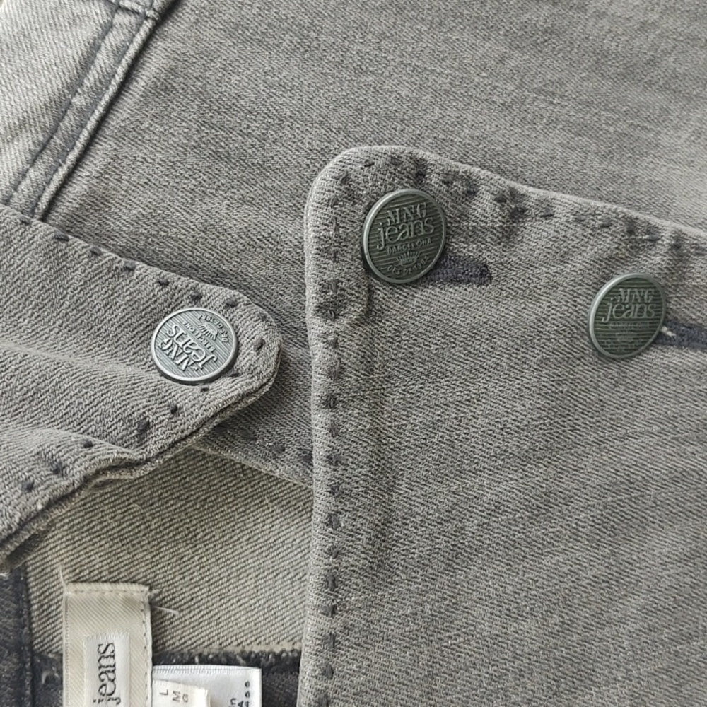 Jacket - Picture 3 of 7